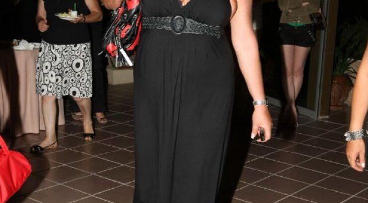 Δήμητρα Λιάνη Παπανδρέου: Δείτε τη με το ροζ μπικίνι της στην παραλία