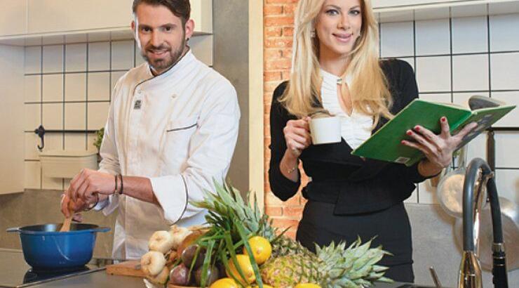 “Μια βαλίτσα γεύσεις”: Η εκπομπή που θα μας ταξιδεύει σε κουζίνες και πολιτισμούς!