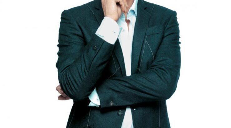 Δημήτρης Ουγγαρέζος: Ποια Συνατσάκη; Δείτε για ποια χαμογελούν τα μουστάκια του