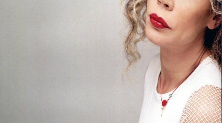 Η Ελένη Δήμου σε δύο εφ