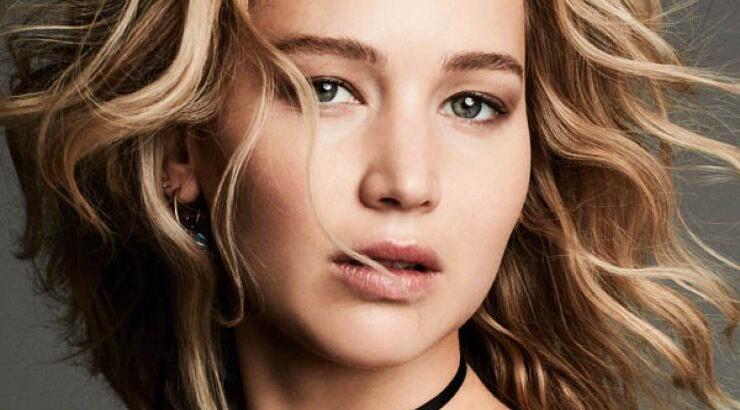 Jennifer Lawrence: Tο πρόσωπο του νέου γυναικείου αρώματος του oίκου Dior