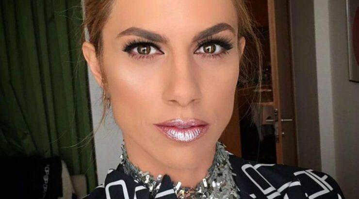 Δεν θα πιστεύετε πως εμφανίστηκε η Ντορέττα Παπαδημητρίου αμέσως μετά το τέλος των "Eating Awards 2018" [βίντεο]