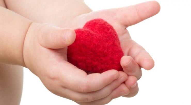 Αναζητείται δότης μυελού των οστών για τη μικρή Λουκία-Ελένη 