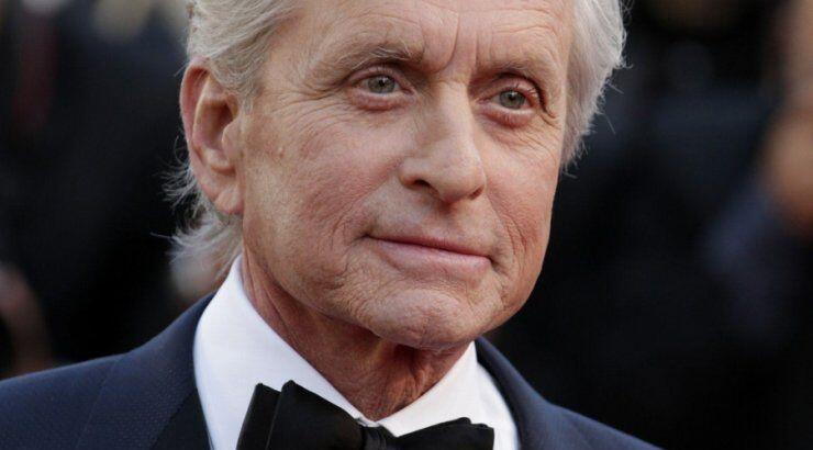 Δύσκολες ώρες για τον Michael Douglas