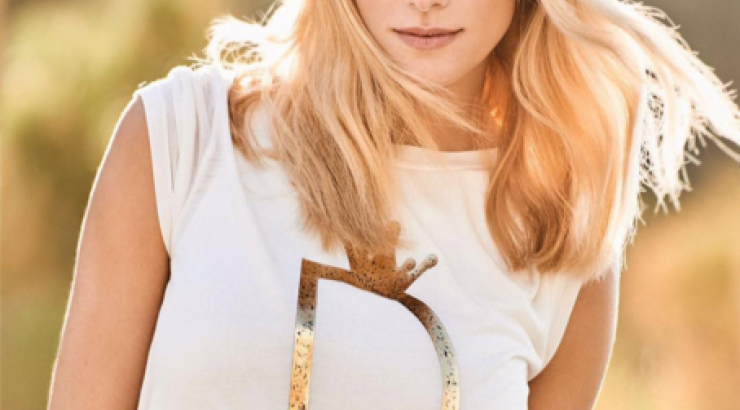 Δούκισσα Νομικού: Δείτε την παιδική της φωτογραφία με έντονη διαφορά στα μάτια της!