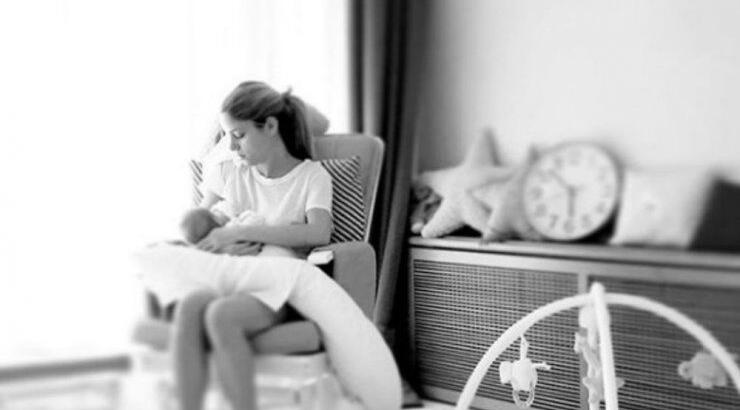 Δούκισσα Νομικού: Η υπέροχη φωτογραφία πιασμένες χέρι – χέρι με την κορούλα της! 