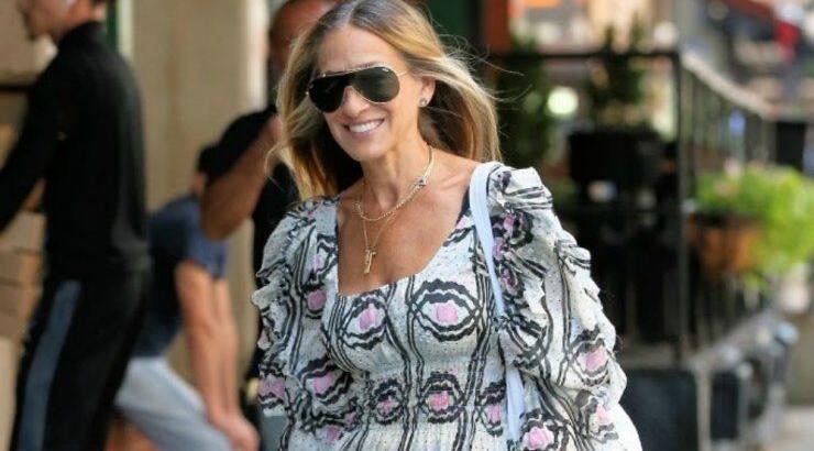 Sarah Jessica Parker: Μας έδειξε πως να απογειώσουμε το look μας με το μάξι φόρεμα