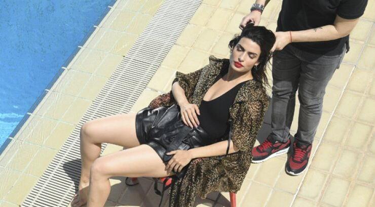 Βρεθήκαμε στο backstage της φωτογράφησης της Τόνιας Σωτηροπούλου για τη Madame Figaro Ιουνίου!