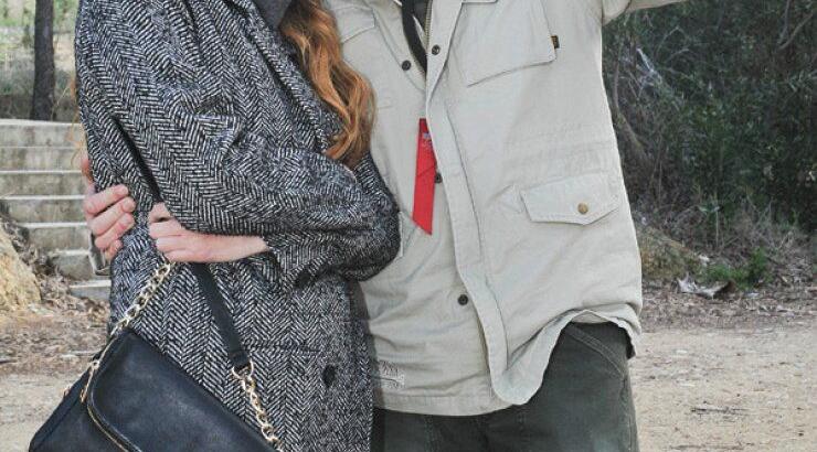 Γοητευτικός Έλληνας ηθοποιός στην Κύπρο αγκαλιά με την…