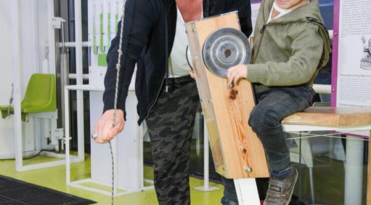 Χρύσανθος Τσουρούλλης: Για παιχνίδι με το γιο του!