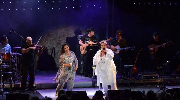 Αλεξίου - Γαλάνη: Στην Κύπρο για 3 βραδιές