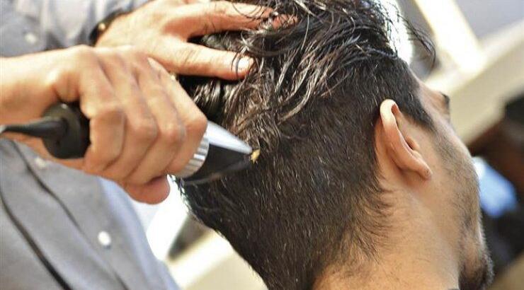 Ο Δήμος Αναστασιάδης κουρεύτηκε για το στρατό!