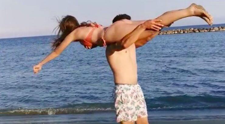 Τα υπέροχα στιγμιότυπα: Ο γοητευτικός Κύπριος "έκανε" την κούκλα σύντροφο του Superman