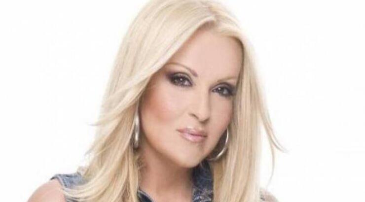 Η Ναταλία Γερμανού γράφει βιβλίο