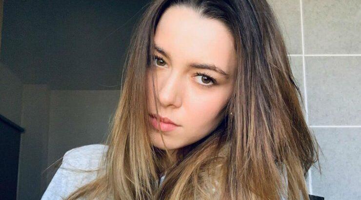 Εβελίνα Σκίτσκο: Η συγκινητική ανάρτηση αγκαλιά με τον πατριό της