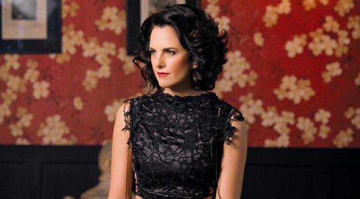 Έφη Σπύρου: Μιλάει για το ταξίδι της στον κόσµο της τέχνης