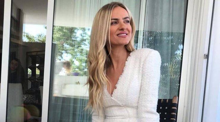 Metallic Crush: Το νέο metallic look της Έφης Παπαϊωάννου που θα λατρέψεις