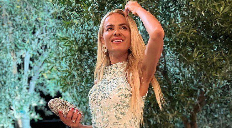 Έφη Παπαϊωάννου: Σε τρελά κέφια με τον γιο της Κωνσταντίνο! [βίντεο]