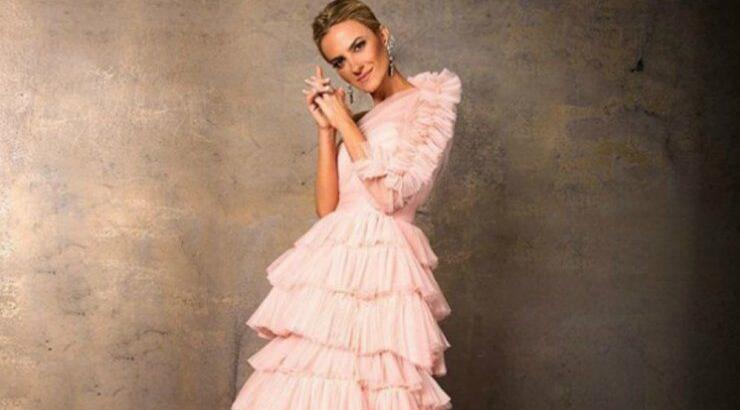 Έφη Παπαϊωάννου: Αποδεικνύει πως το πουά είναι το πιο stylish print που μπορείς να φορέσεις το καλοκαίρι 