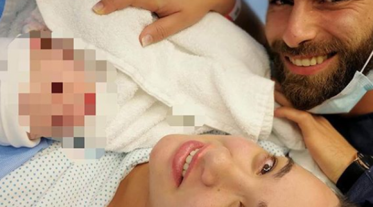 Νικόλας Εγγλέζου: Δεν θα πιστεύετε ποιο είναι το πρώτο δώρο που αγόρασε στη νεογέννητη κόρη του!