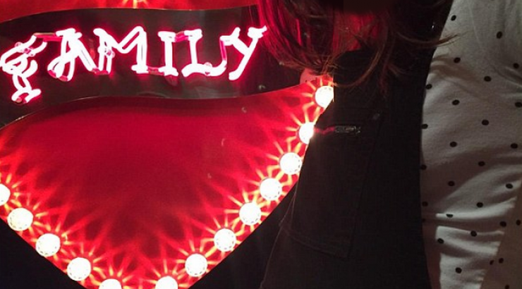 Ανακοίνωσε την τέταρτη εγκυμοσύνη της με αυτήν τη φωτογραφία!