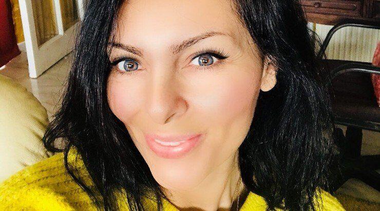 Έλια Ιωαννίδου: Γιόρτασε τα γενέθλιά της με την πιο γλυκιά τούρτα εμπνευσμένη από τον ρόλο της ως μαμά