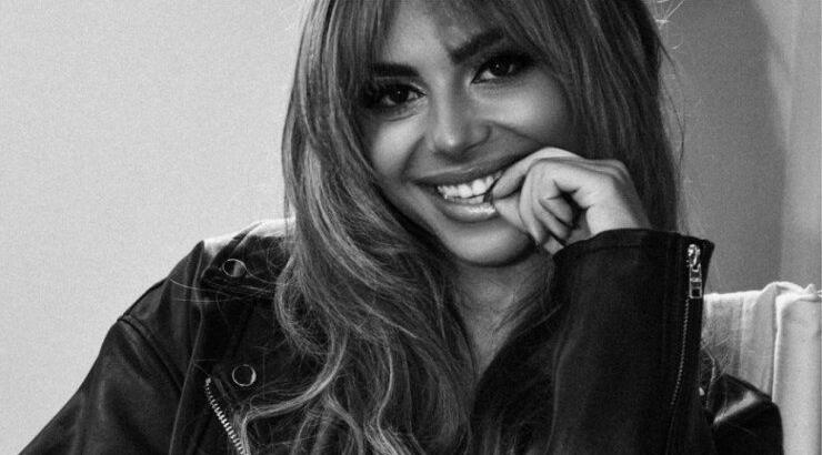 Ελευθερία Ελευθερίου: Έχετε δει το μοντέρνο σαλόνι στο διαμέρισμά της στην Αθήνα; [εικόνα]