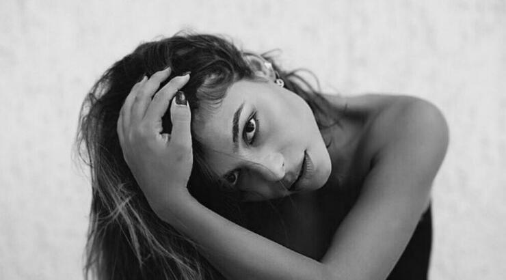 Η σέξι εμφάνιση της Ελευθερίας Ελευθερίου σε βραδινή της έξοδο! [εικόνες]