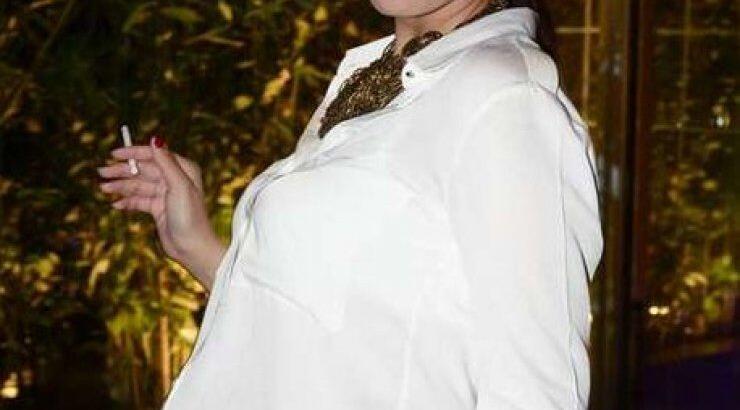 Δείτε το νέο look με αφέλειες της Έλενας Λιασίδου 