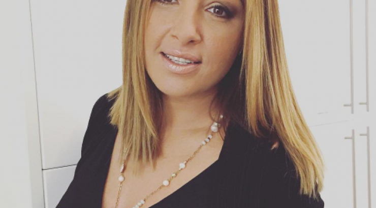 Ποιον κατηγορεί η Έλενα Παπαρίζου για τον θάνατο του πατέρα της; [βίντεο]