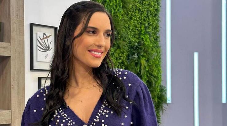 Έλενα Θεοδώρου: Έβγαλε μικρόφωνο και ακουστικό για να φύγει πριν τελειώσει η εκπομπή [βίντεο]