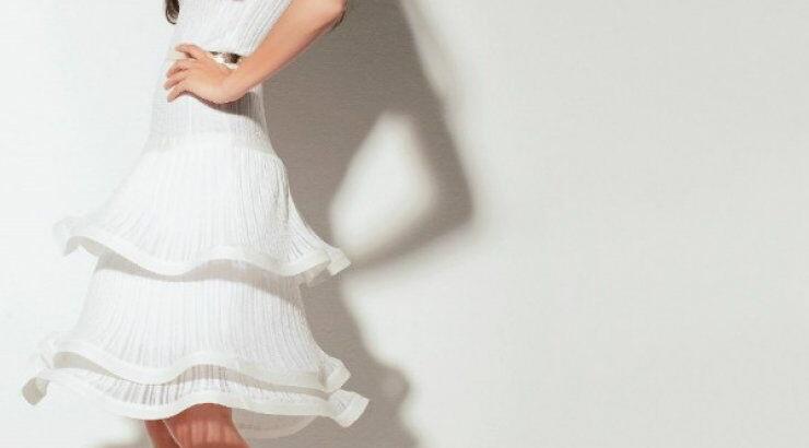 Η Ελένη Βαϊτσου μόνο με τα εσώρουχα! [εικόνα]