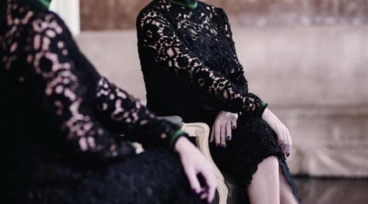 Ελένη Μενεγάκη: Αρετουσάριστες φωτογραφίες της παρουσιάστριας με short!