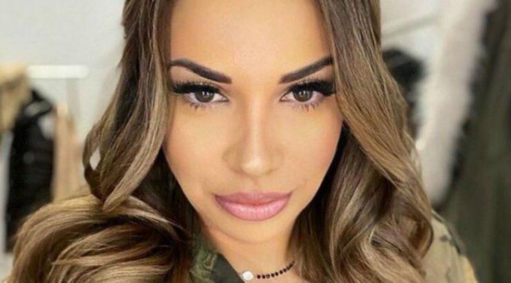 Ελένη Χατζίδου: Μας έδειξε το σημάδι στο σώμα της από την εγκυμοσύνη της!