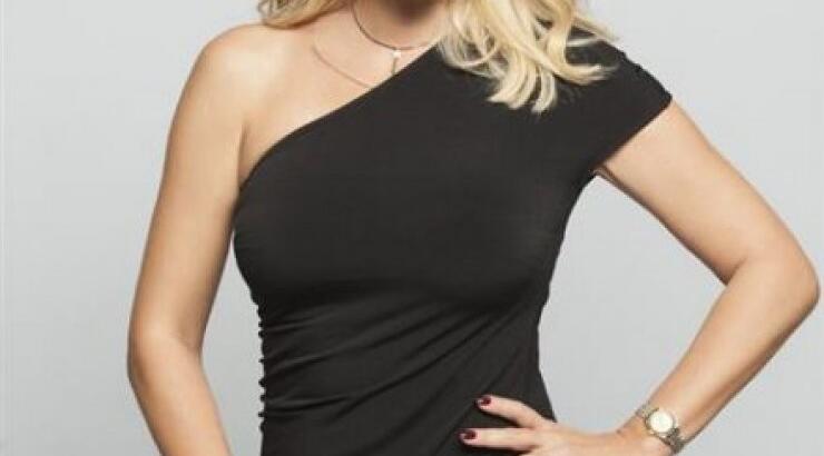 Έξαλλη η Ελένη Μενεγάκη on air: “Ούτε μετακομίζω σε Καστρί, ούτε υπάρχει σπίτι σε Καστρί…”