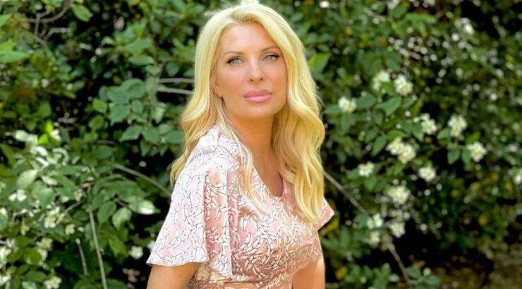 Ελένη Μενεγάκη: Η αποκάλυψη που έκανε για τα τέσσερα παιδιά της που αφορά στην τηλεοπτική της επιστροφή!