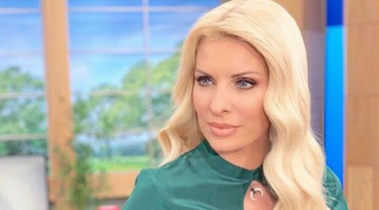 Ελένη Μενεγάκη: Επώνυμος Έλληνας της αποκάλυψε on air για τη συνάντηση που είχε με τον αδερφό και τον γιο της!