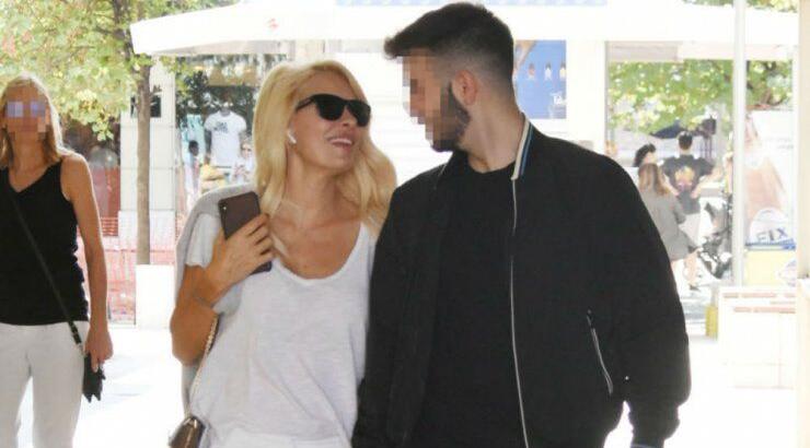 Ελένη Μενεγάκη: Ο γιος της φεύγει για το εξωτερικό και τον αποχαιρέτησε στο instagram χωρίς να το καταλάβουμε!