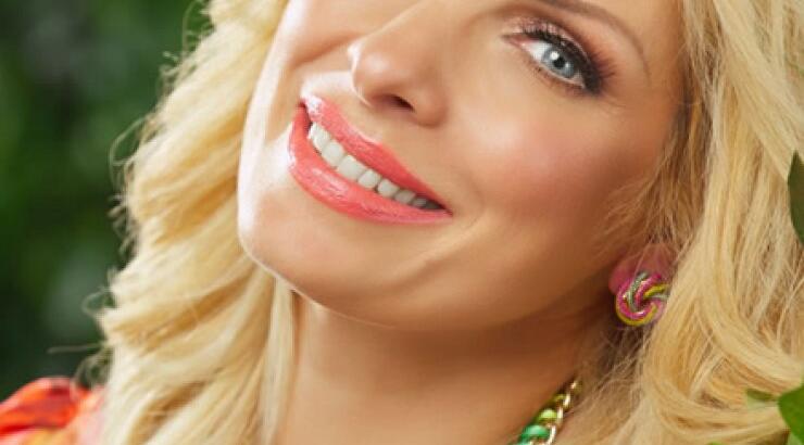 Ελένη Μενεγάκη: Πότε θα μιλήσει για την εγκυμοσύνη της;