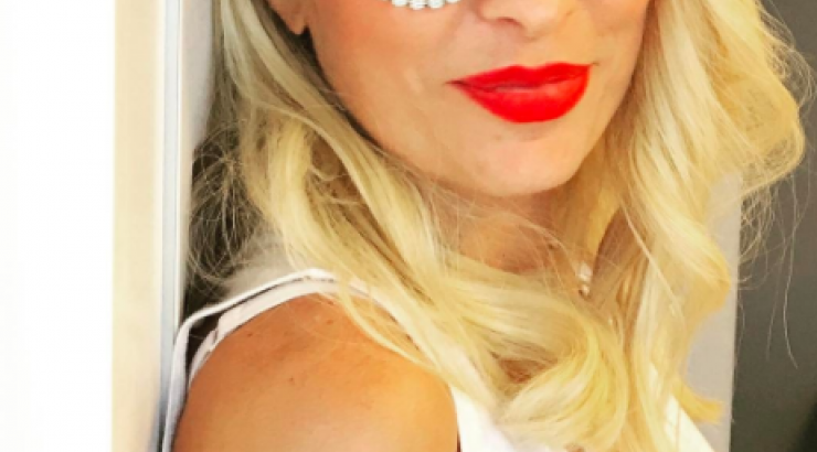 Η Ελένη Μενεγάκη κάνει την έκπληξη και αποκαλύπτει που θα πάει φέτος το καλοκαίρι διακοπές!