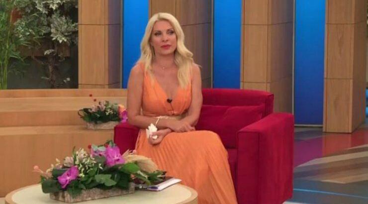 Η Ελένη Μενεγάκη μας έδειξε τα πρόσωπα των παιδιών της on air! [βίντεο]