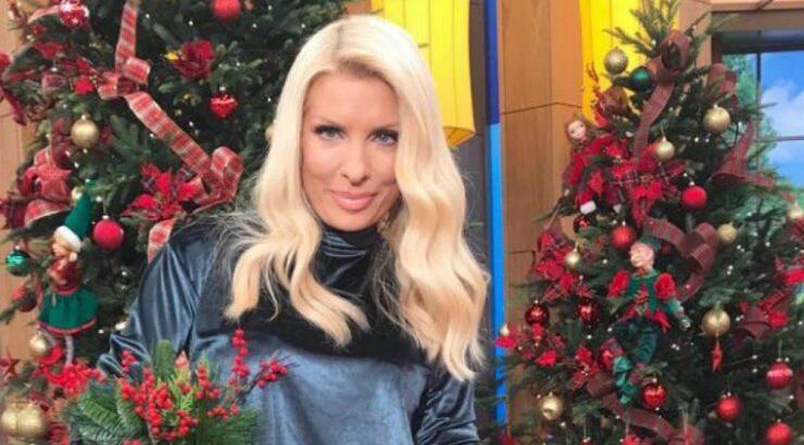 Η Ελένη Μενεγάκη μας έβαλε πρώτη φορά στην κουζίνα του σπιτιού της!