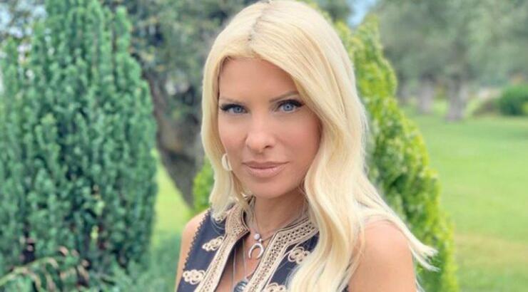 Ελένη Μενεγάκη: Η πρώτη ολόσωμη φωτογραφία με μαγιό για φέτος το καλοκαίρι! 