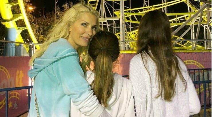 Ελένη Μενεγάκη: Μιλάει για τον αυτοπεριορισμό των παιδιών της λόγω κορωνοϊού