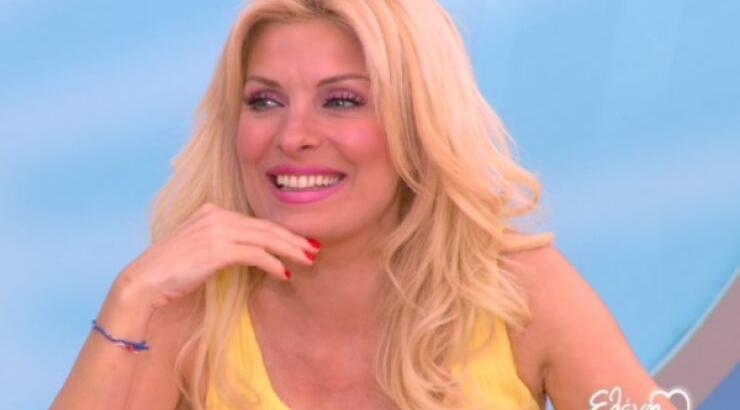 Ελένη Μενεγάκη: “Θα μπορούσα να είμαι…”