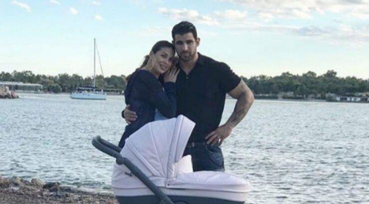 Ελένη Χατζίδου - Ετεοκλής Παύλου: Φωτογραφήθηκαν αγκαλιά με την νεογέννητη κόρη τους