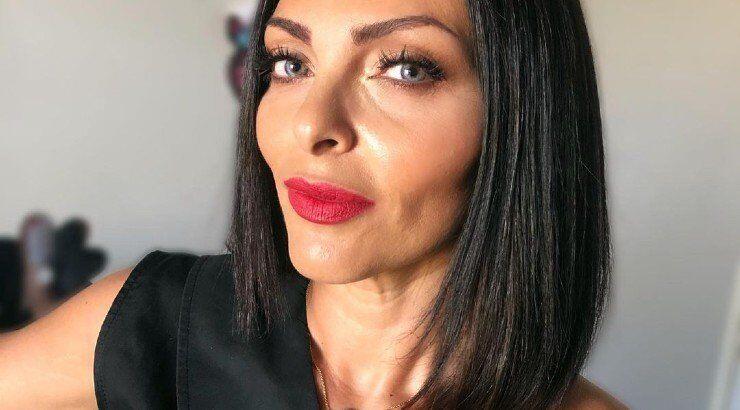 Έλια Ιωαννίδου: Το πρωινό με την κόρη της στο μπαλκόνι! [εικόνα]