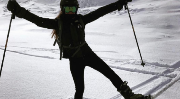 Επώνυμη Κύπρια κάνει σκι σε resort στην Ιταλία!
