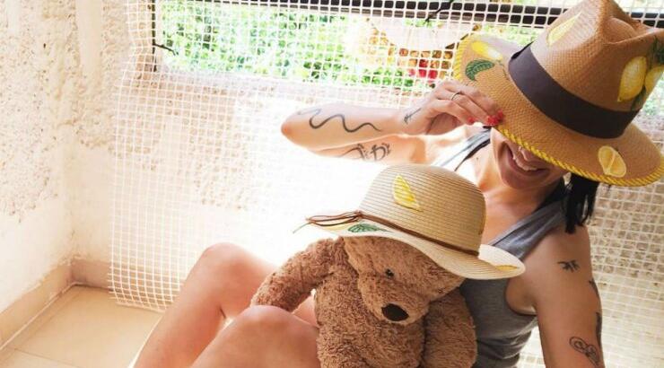 Γνωστή ηθοποιός ξεσπά: "Πήρα 25 κιλά, μου λένε "πρησμένη είσαι, έχεις κοιλιά.." [βίντεο]