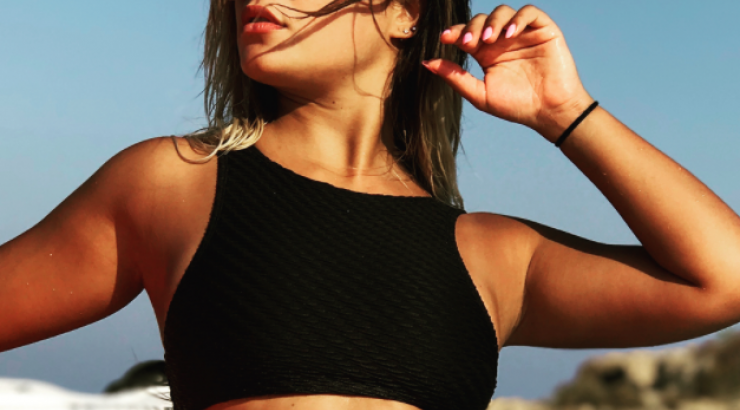 Ελευθερία Ελευθερίου: Δεν την έχετε δει ποτέ πιο σέξι να ποζάρει με μικροσκοπικό μπικίνι!